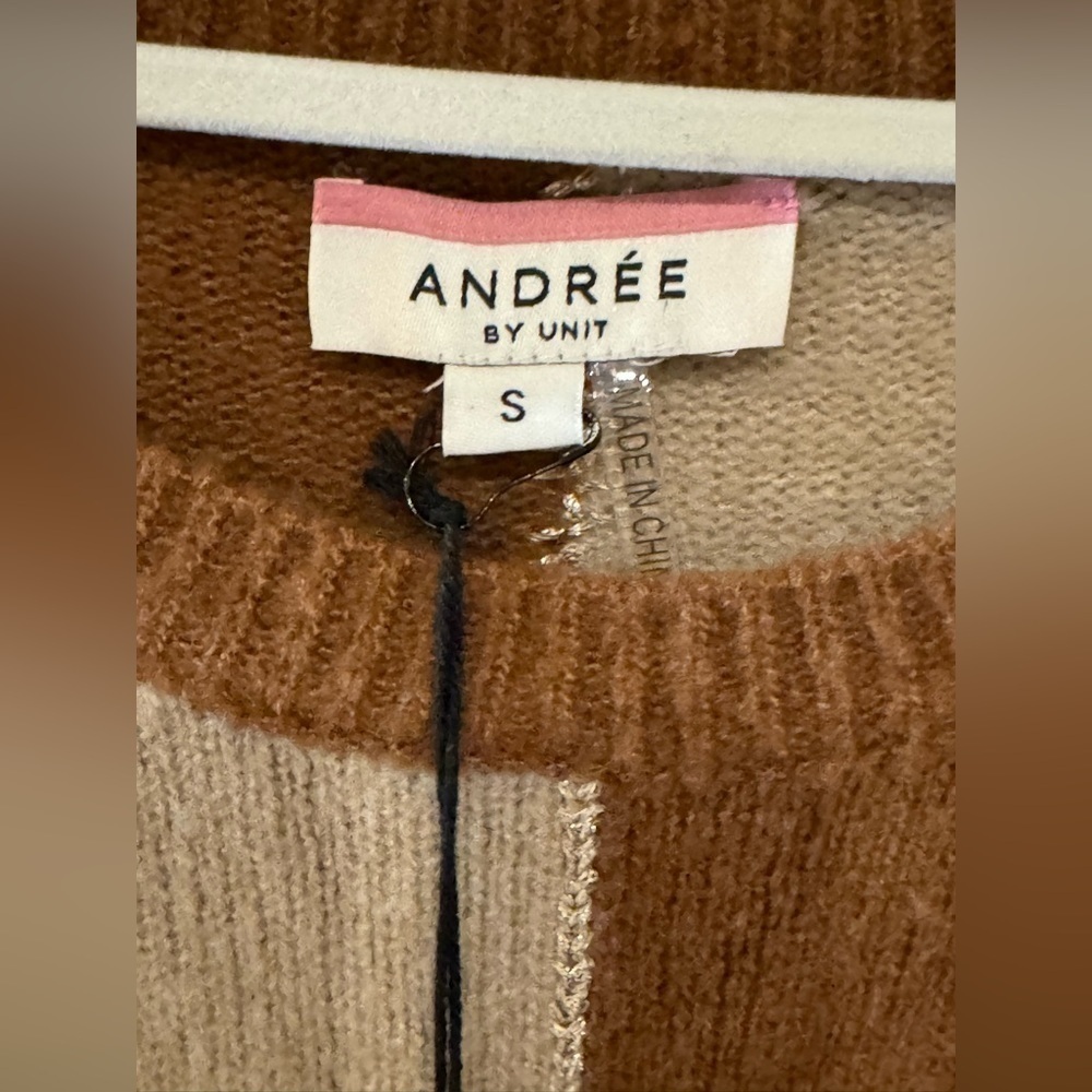 NEW Andree By Unit Colorblock Pullover Sweater Me… - image 4